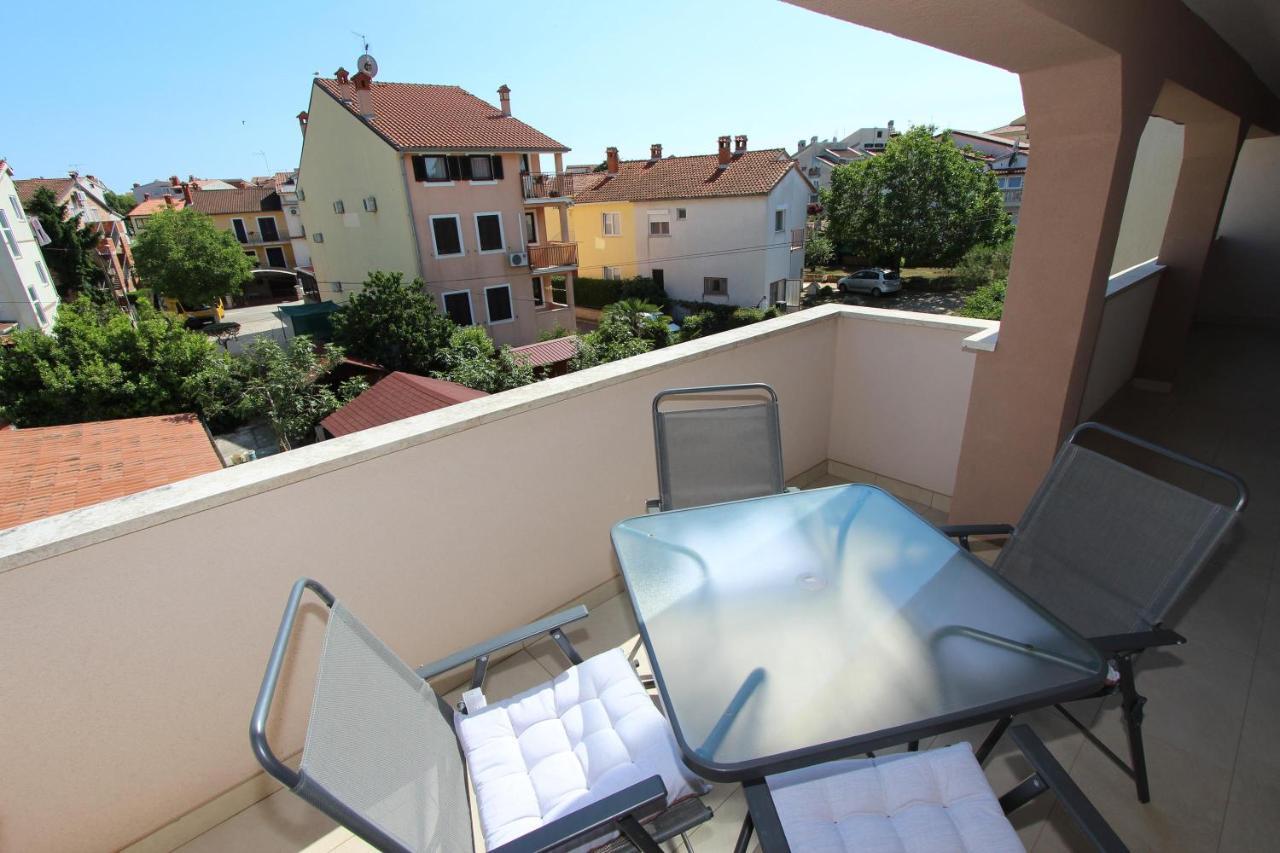 Apartments Eni Rovinj Buitenkant foto